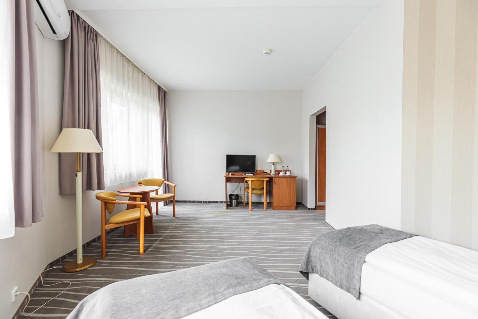 Hotel Akwawit Leszno  Dış mekan fotoğraf