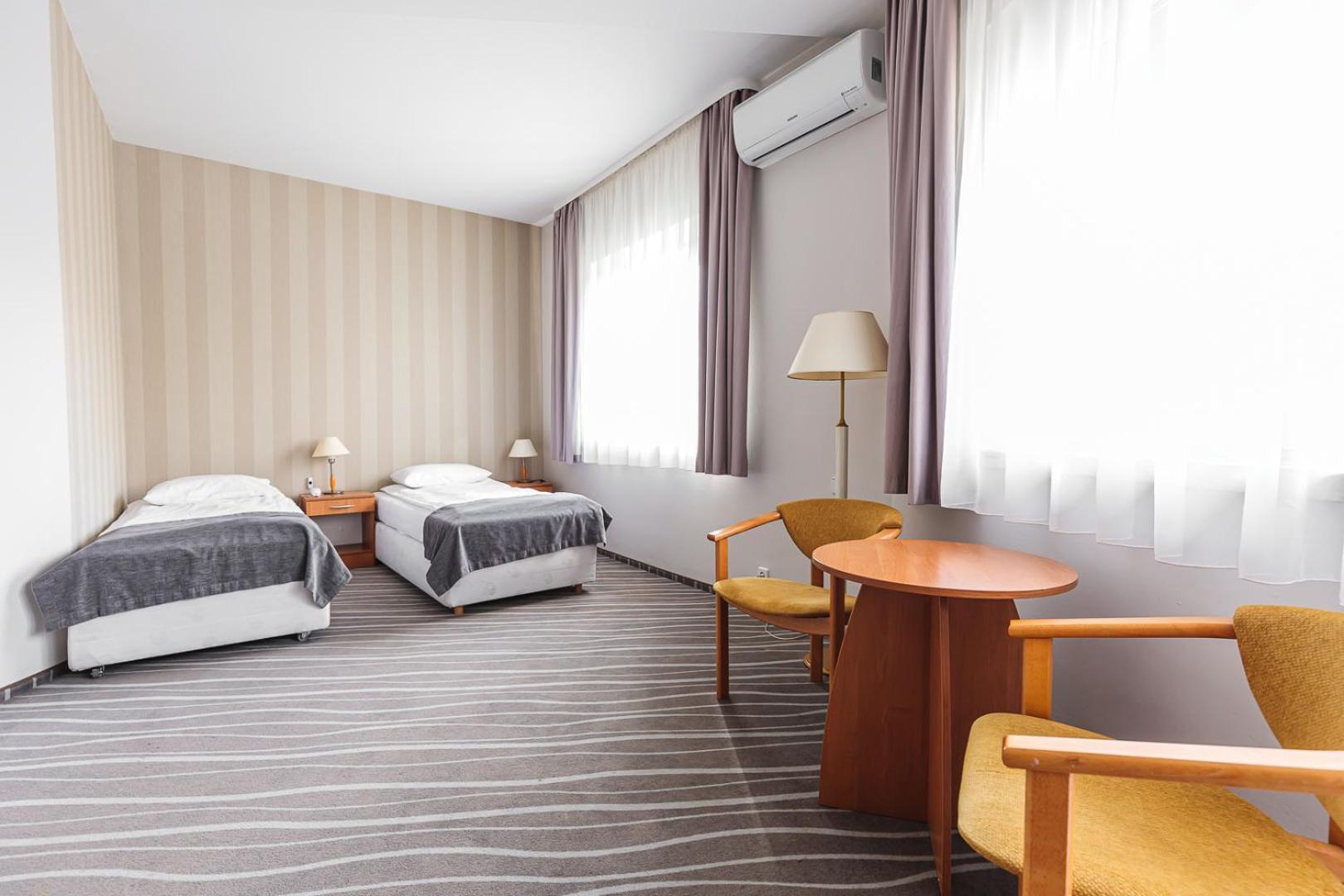 Hotel Akwawit Leszno  Dış mekan fotoğraf