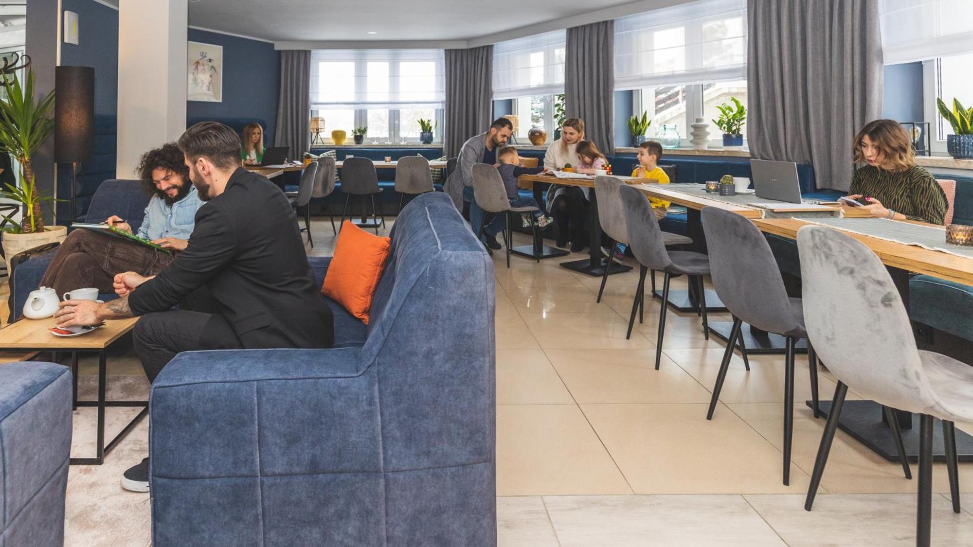 Hotel Akwawit Leszno  Dış mekan fotoğraf