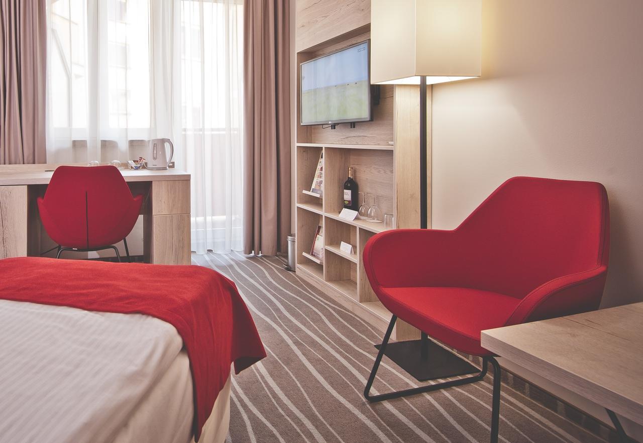 Hotel Akwawit Leszno  Dış mekan fotoğraf
